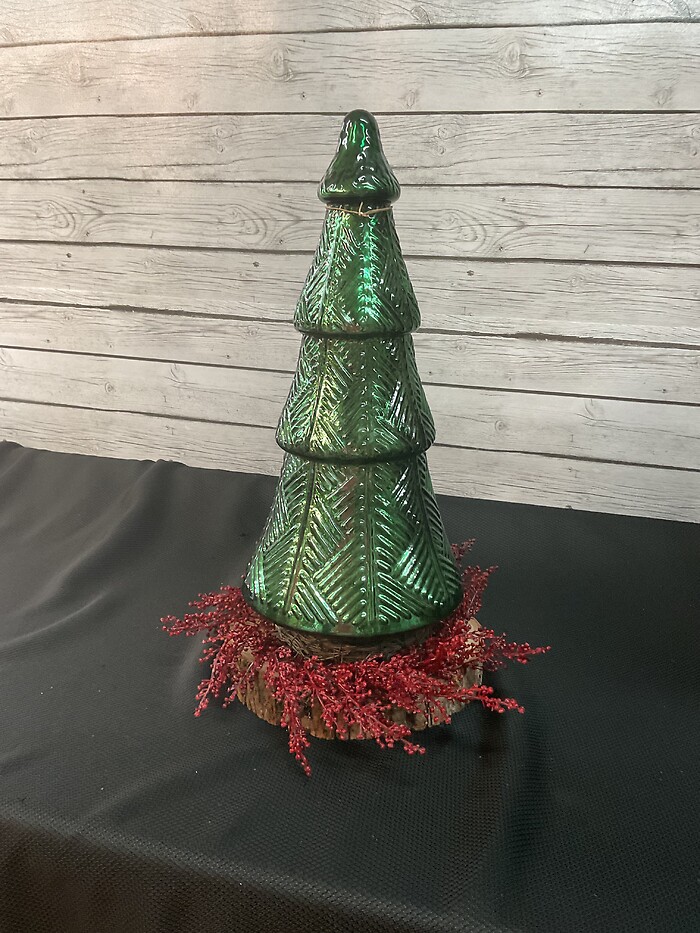 Green Tree with berries